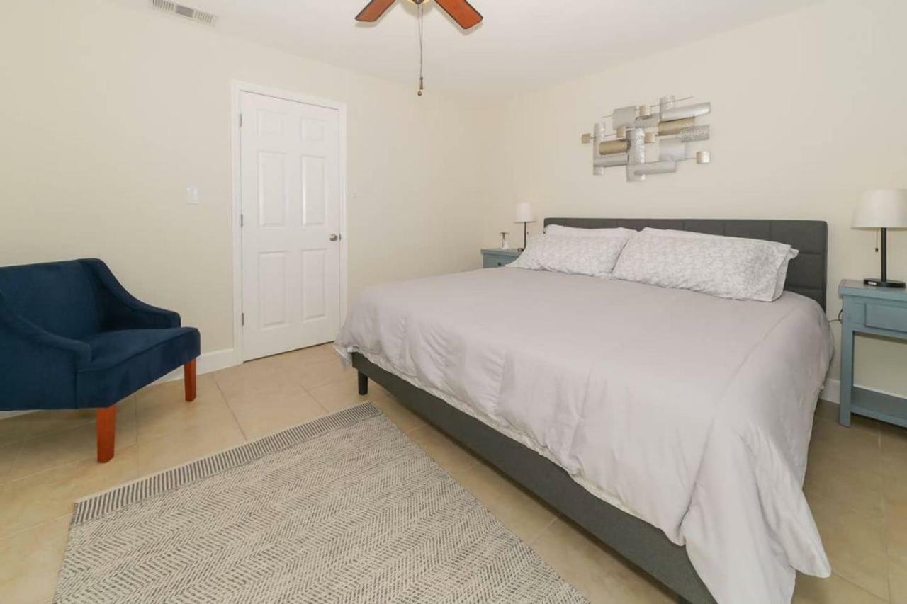 Lovely Cottage - Close To Siesta, Shops & Dining Sarasota Exterior foto