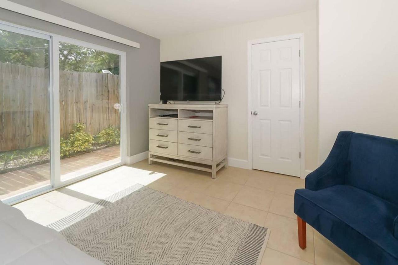 Lovely Cottage - Close To Siesta, Shops & Dining Sarasota Exterior foto
