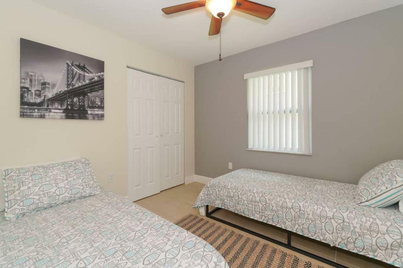 Lovely Cottage - Close To Siesta, Shops & Dining Sarasota Exterior foto